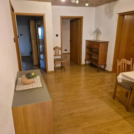 Mobers Alexander * Hard