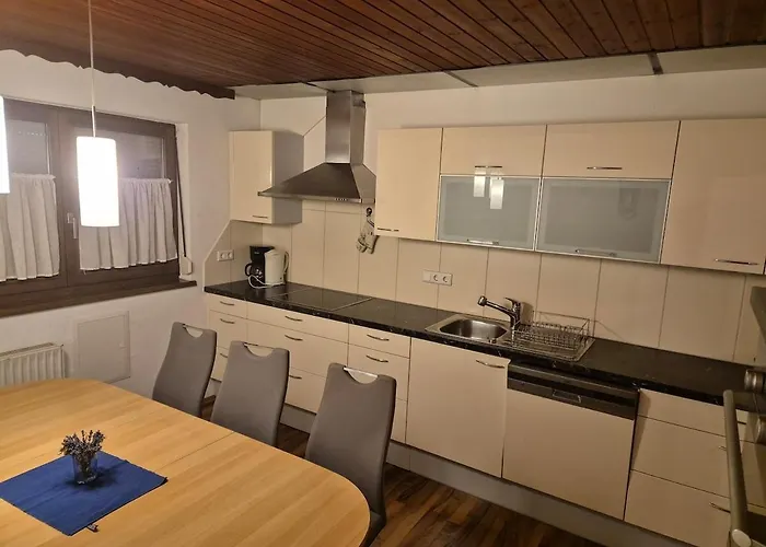 Mobers Alexander Lägenhet Hard